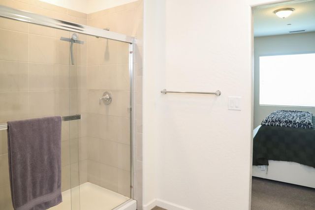 2040 Descanso, Clovis, CA 93619