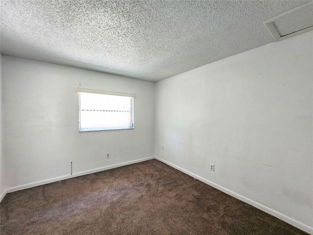 209 NW JEFFERSON CIRCLE N 13, St Petersburg, FL 33702