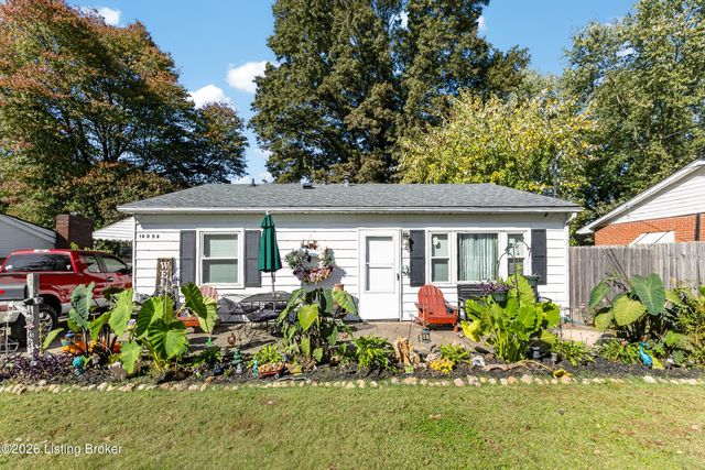 10008 Donau Ln, Louisville, KY 40272