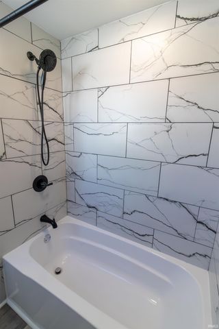 958 Iowa Street, Huntington, IN 46750