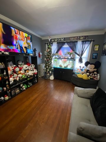 2957 N Cicero Avenue, Chicago, IL 60641
