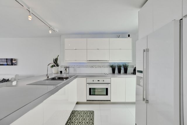 1670 Lincoln Court 3b, Miami Beach, FL 33139