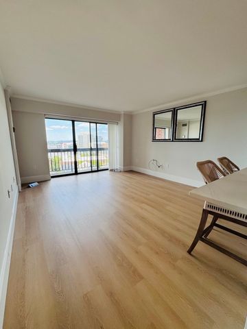 15 N Beacon St 910, Boston, MA 02134