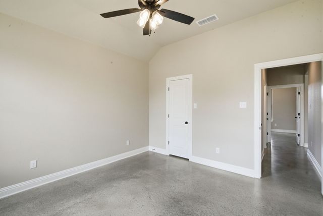 125 Graystone Drive, Weatherford, TX 76087