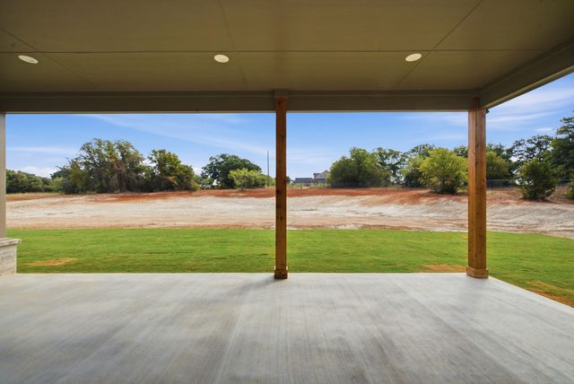125 Graystone Drive, Weatherford, TX 76087
