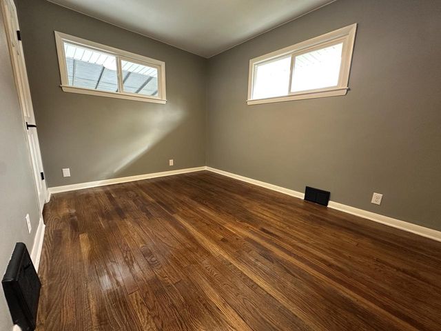 5832 N 71st STREET, Milwaukee, WI 53218