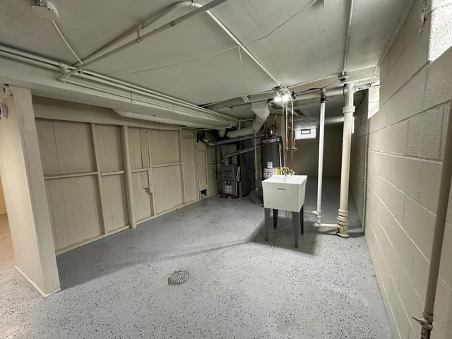 5832 N 71st STREET, Milwaukee, WI 53218