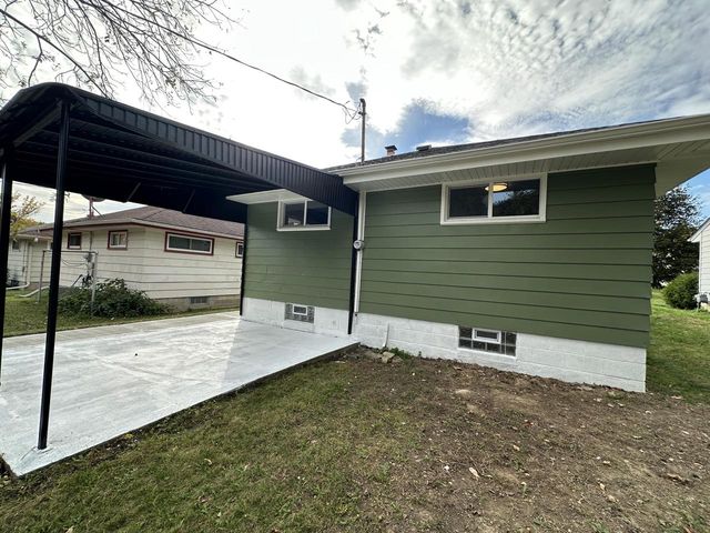 5832 N 71st STREET, Milwaukee, WI 53218