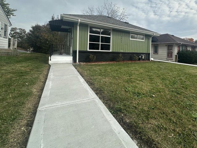 5832 N 71st STREET, Milwaukee, WI 53218