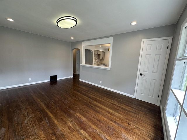 5832 N 71st STREET, Milwaukee, WI 53218