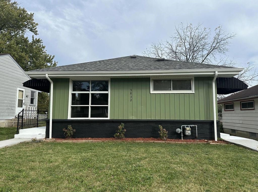 5832 N 71st STREET, Milwaukee, WI 53218