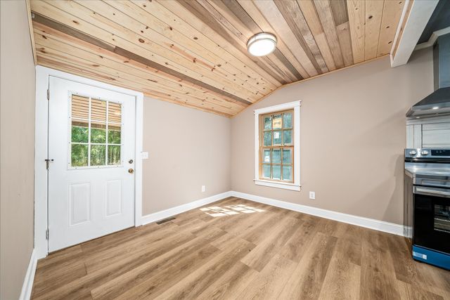 469 E Main St, Cookeville, TN 38506