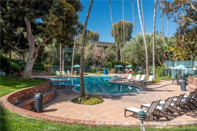 576 N Bellflower Blvd. 224, Long Beach, CA 90814