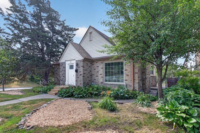 1100 Montana Avenue W, Saint Paul, MN 55108