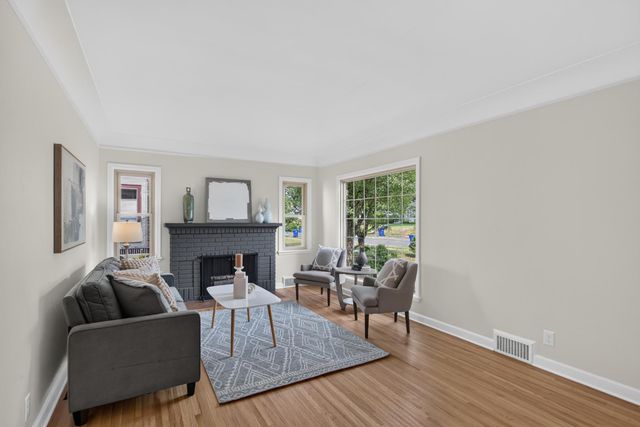 1100 Montana Avenue W, Saint Paul, MN 55108