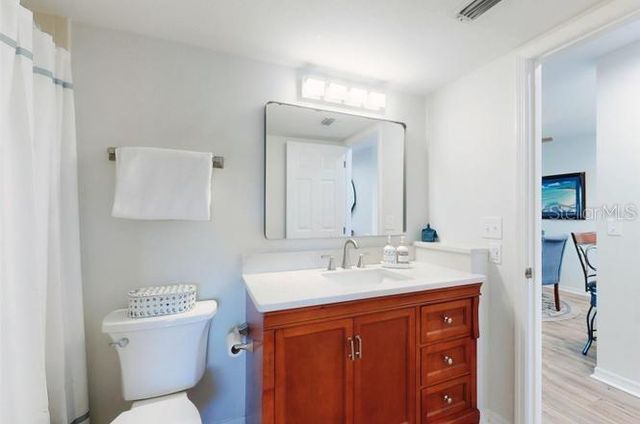 454 BOUCHELLE DRIVE 202, New Smyrna Beach, FL 32169