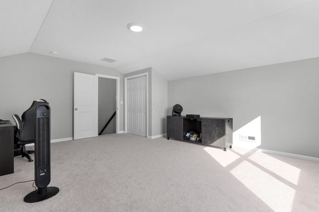 7 Erin Hills Road, Commercial Point, OH 43116