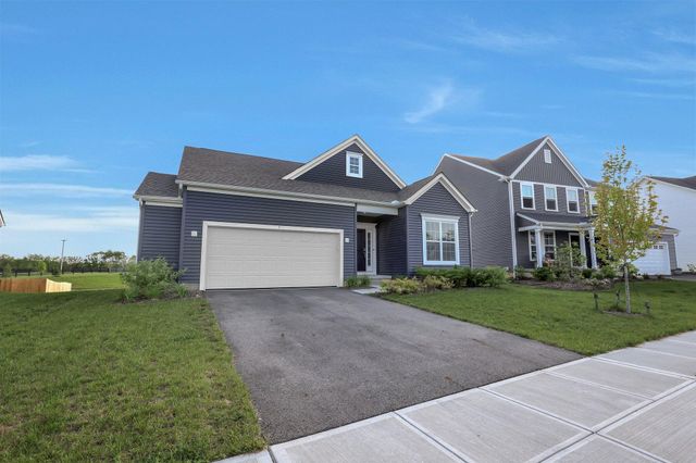 7 Erin Hills Road, Commercial Point, OH 43116