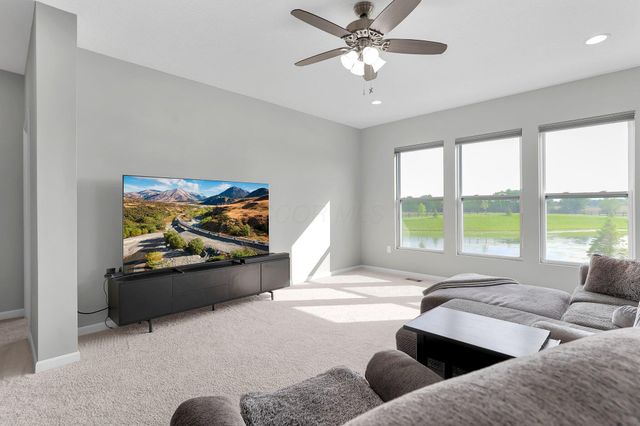 7 Erin Hills Road, Commercial Point, OH 43116