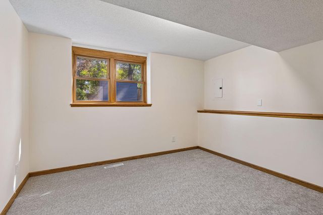 2215 Lincoln Street NE, Minneapolis, MN 55418