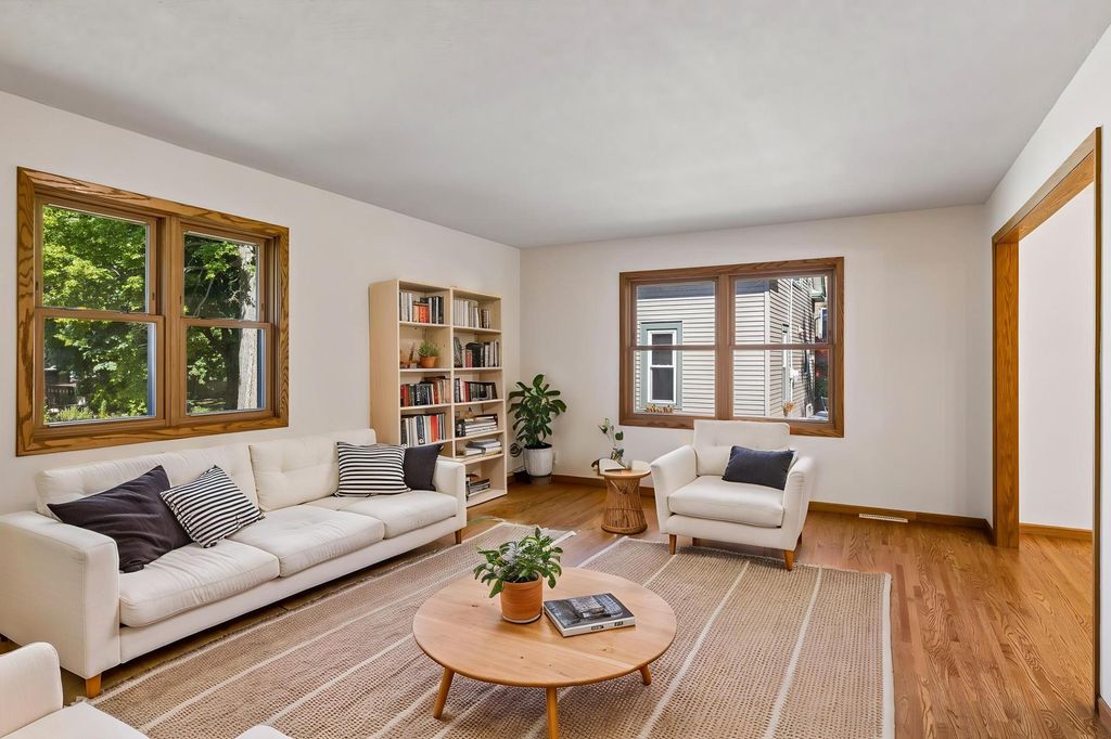 2215 Lincoln Street NE, Minneapolis, MN 55418 — photo 3