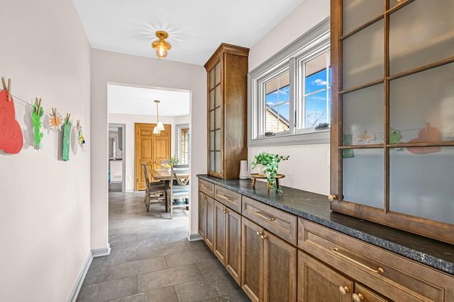 15025 Westover ROAD, Elm Grove, WI 53122