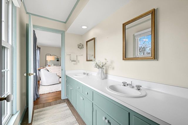 15025 Westover ROAD, Elm Grove, WI 53122