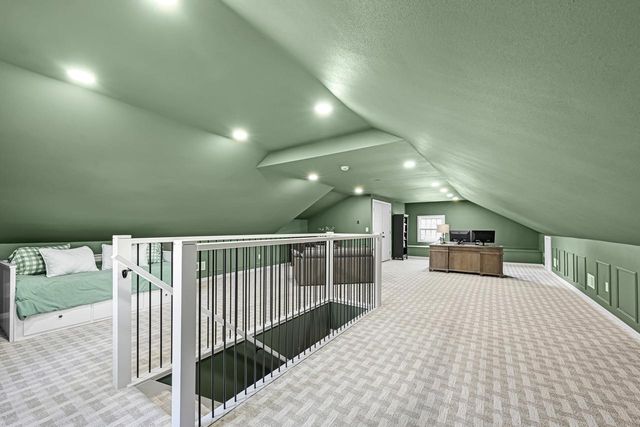 15025 Westover ROAD, Elm Grove, WI 53122