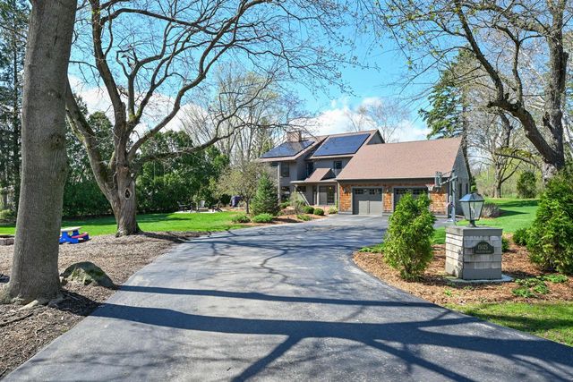15025 Westover ROAD, Elm Grove, WI 53122