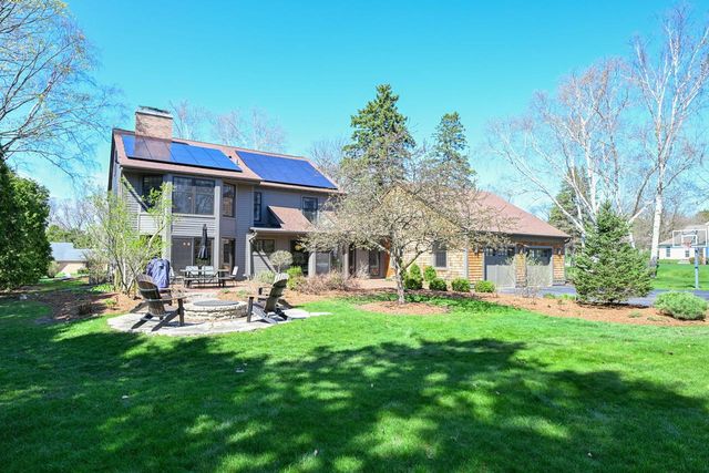 15025 Westover ROAD, Elm Grove, WI 53122