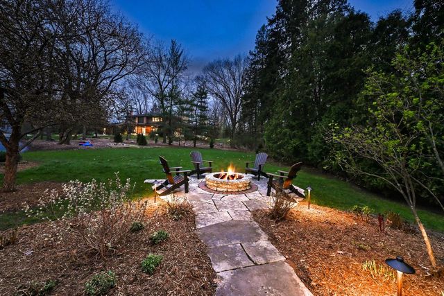 15025 Westover ROAD, Elm Grove, WI 53122