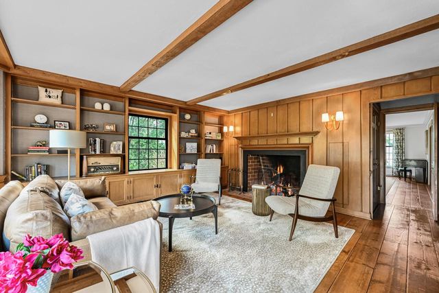 15025 Westover ROAD, Elm Grove, WI 53122