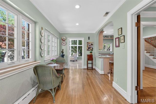 624 Locksley Place, Webster Groves, MO 63119