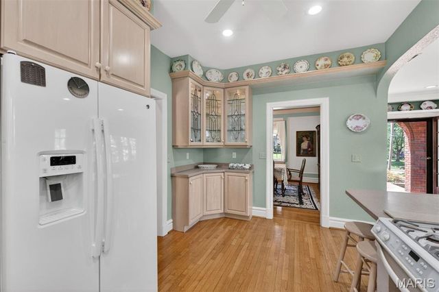 624 Locksley Place, Webster Groves, MO 63119
