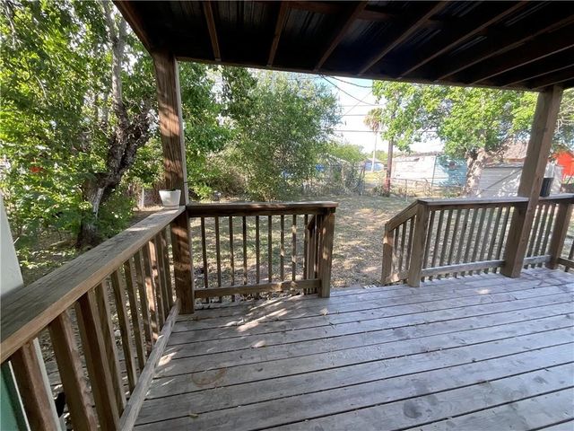 2806 Guadalupe, Corpus Christi, TX 78405