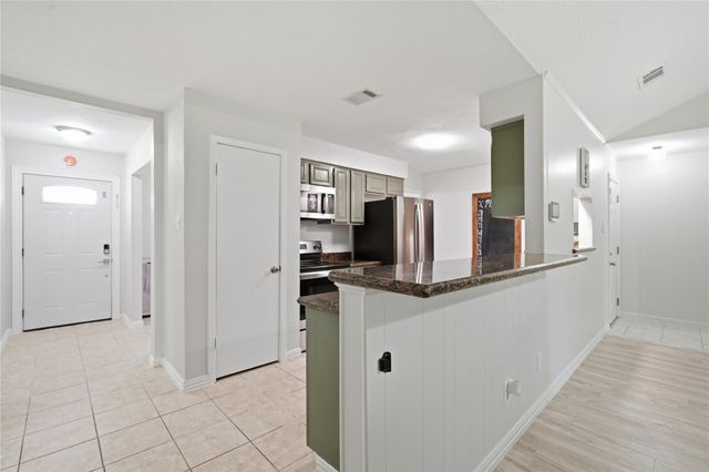 4850 Kentington Drive, Alvin, TX 77511