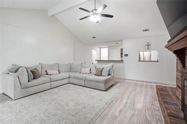 4850 Kentington Drive, Alvin, TX 77511