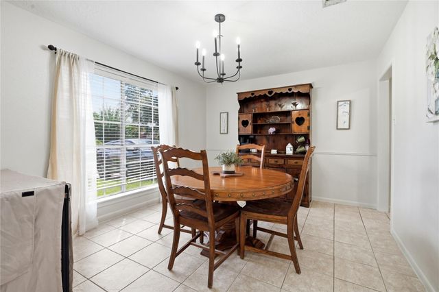 4850 Kentington Drive, Alvin, TX 77511