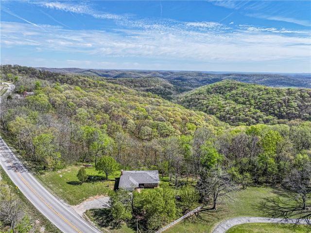 21457 Highway 62 West, Eureka Springs, AR 72631