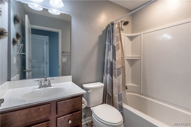 4205 Arthur Court, Hamburg, NY 14075