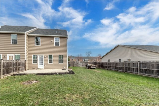 4205 Arthur Court, Hamburg, NY 14075
