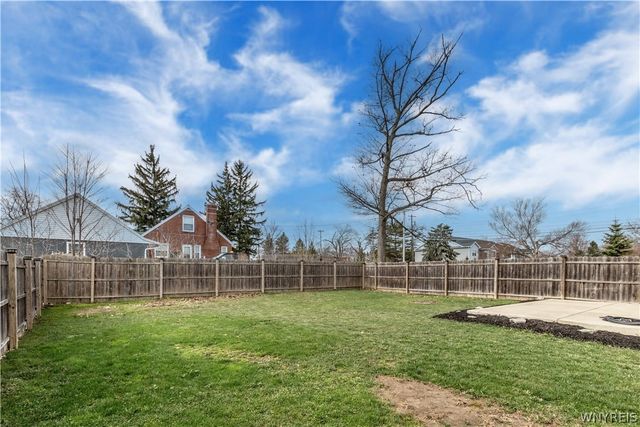 4205 Arthur Court, Hamburg, NY 14075