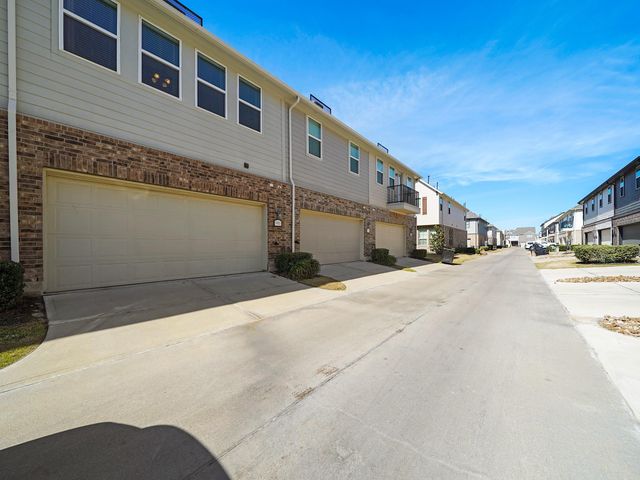 9416 Caddo Ridge Lane, Cypress, TX 77433