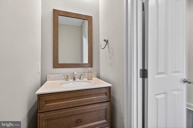 1007 S EAST AVE, Baltimore, MD 21224