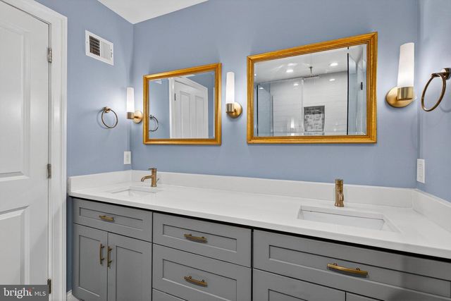 1007 S EAST AVE, Baltimore, MD 21224