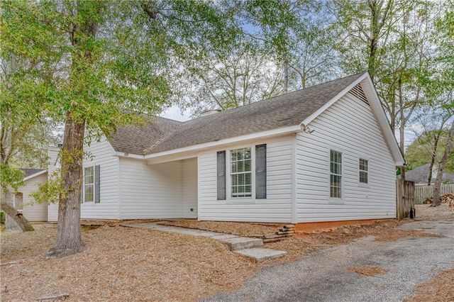 1724 Sandalwood Drive, Mobile, AL 36618