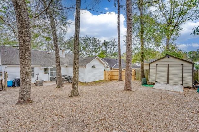1724 Sandalwood Drive, Mobile, AL 36618