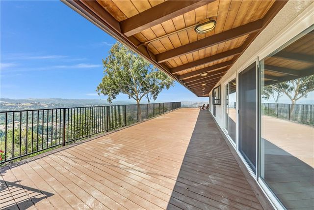 1516 N Shirlmar Avenue, San Dimas, CA 91773