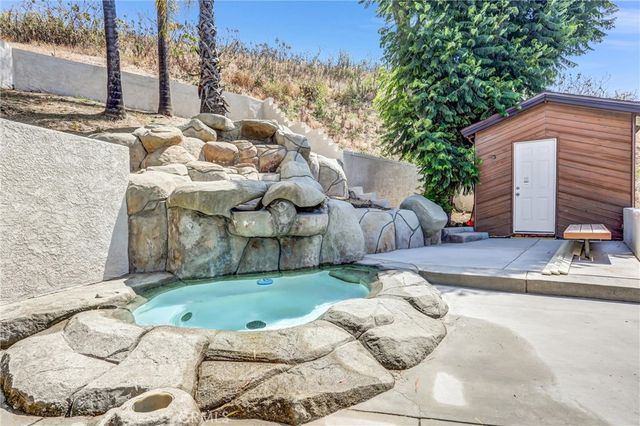 1516 N Shirlmar Avenue, San Dimas, CA 91773