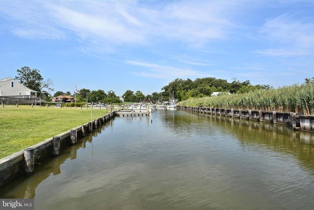 5191 SPRING AVE, Shady Side, MD 20764